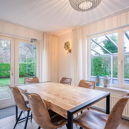 Villapark Kamperfoelie 89 *